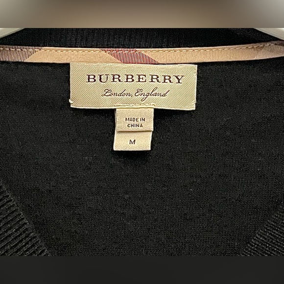 Gorgeous Burberry 100% Cashmere Sweater w/ Romantic Detailing Med $1050 - Picture 3 of 10